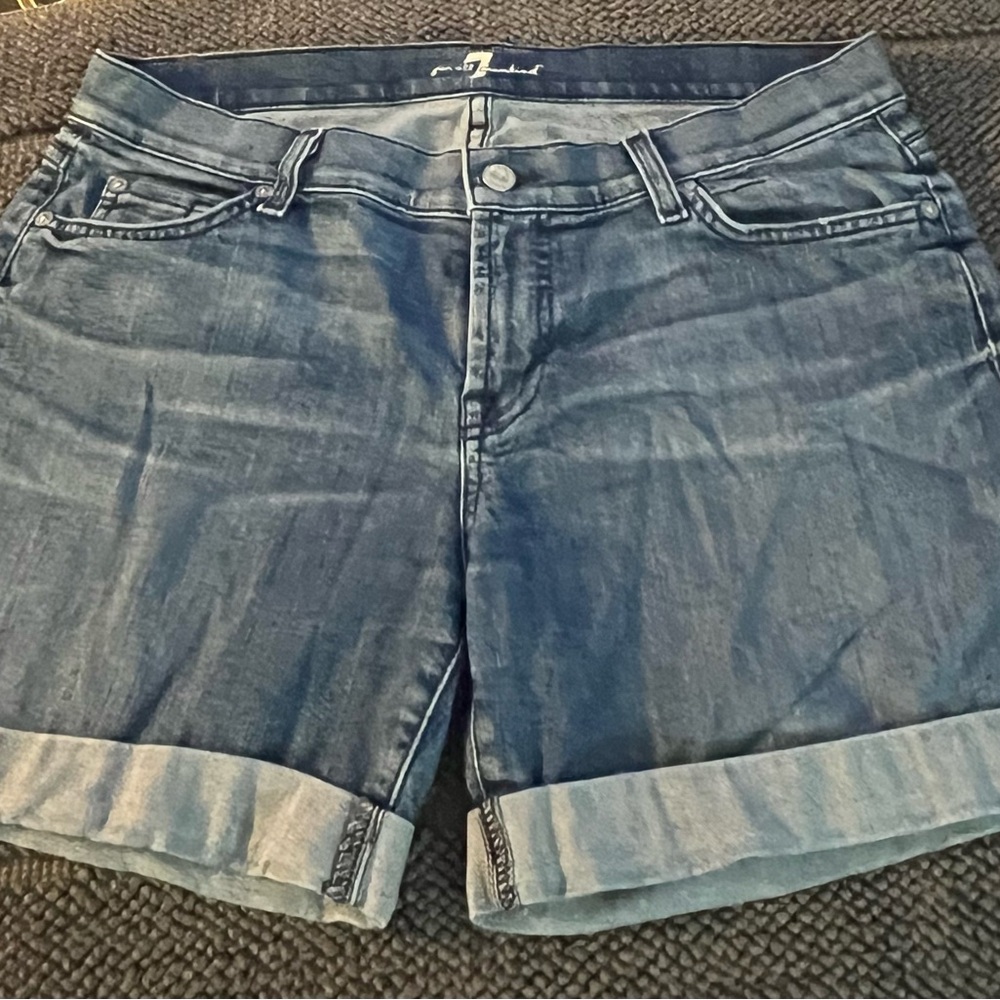 “For all 7 mankind” junior cuffed jeans.  Size 7. Excellent condition